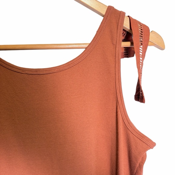 LOFT Poplin Ribbed Tie Shoulder Tank in Rust, Size L NWT - Picture 9 of 12